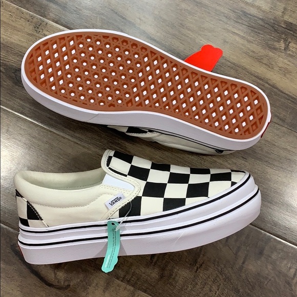 BIG CLASSICS CHECKER SUPER COMFYCUSH SLIP-ON WMNS - Picture 2 of 16